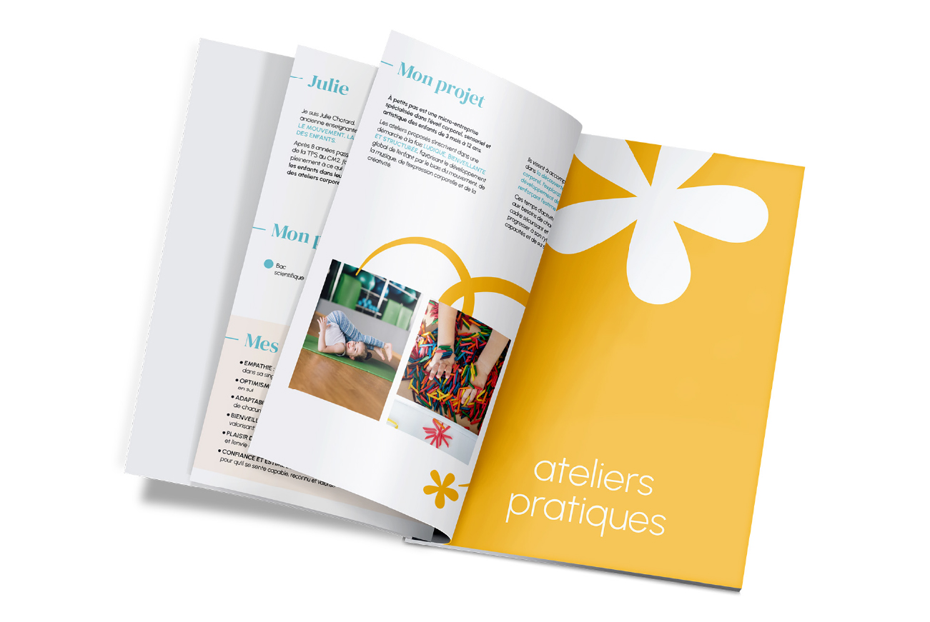 brochure pour des ateliers d'éveil corporel et sensoriel À petits pas dans le Finistère