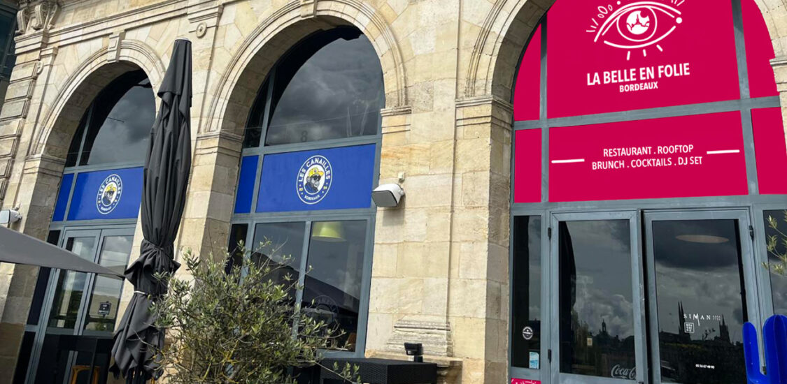 enseigne pour La Belle en Folie, bar, restaurant en Gironde